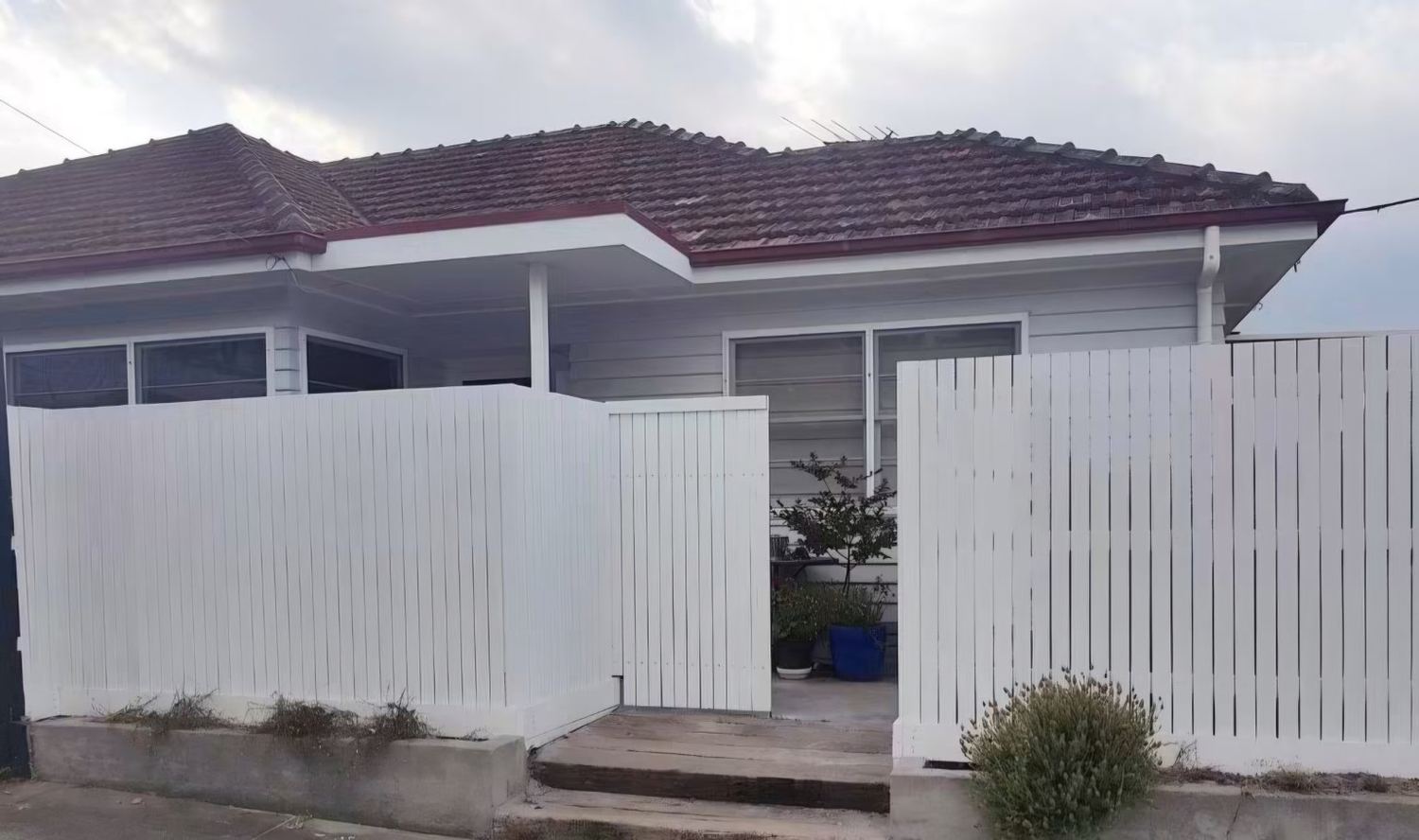 Front Fences project 12